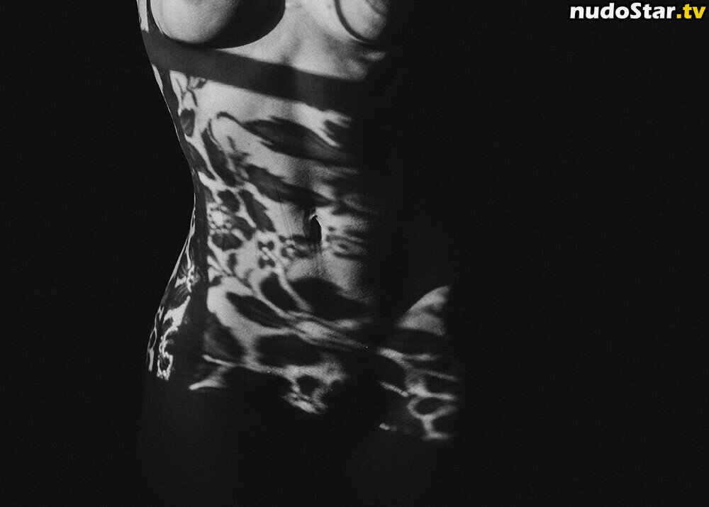 thinloth Fotografie Nudă OnlyFans Scursă #19