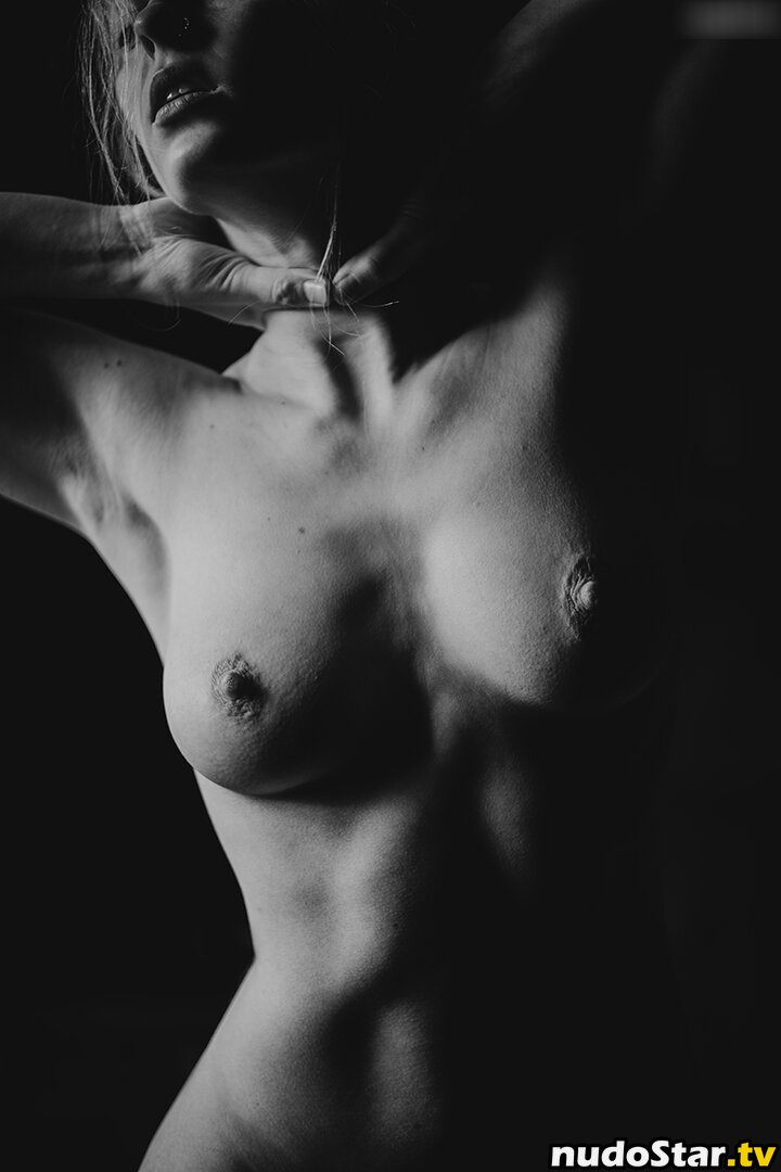 thinloth Fotografie Nudă OnlyFans Scursă #48